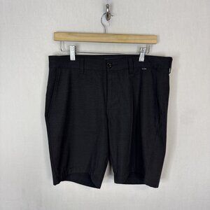 Travis Mathew Golf Shorts Men 32 Black Performance Stretch Casual Hybrid